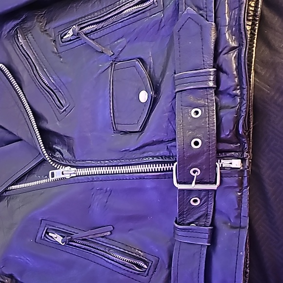 Leather Jacket - Picture 5 of 10